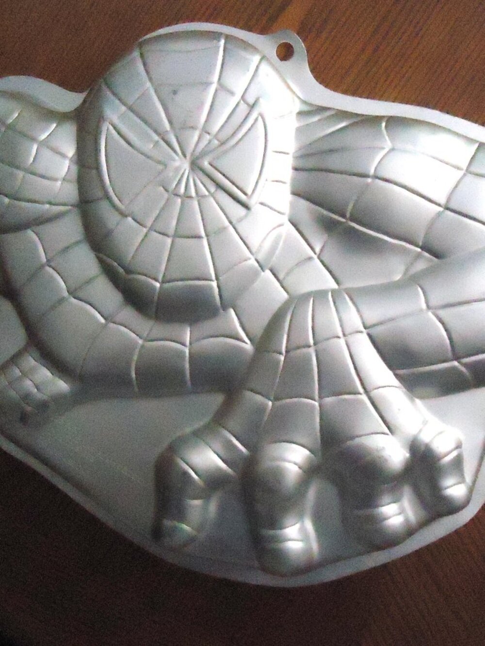 Vintage Spider Man Wilton Cake Pan Mold 3D Licensed 2002 RETIRED